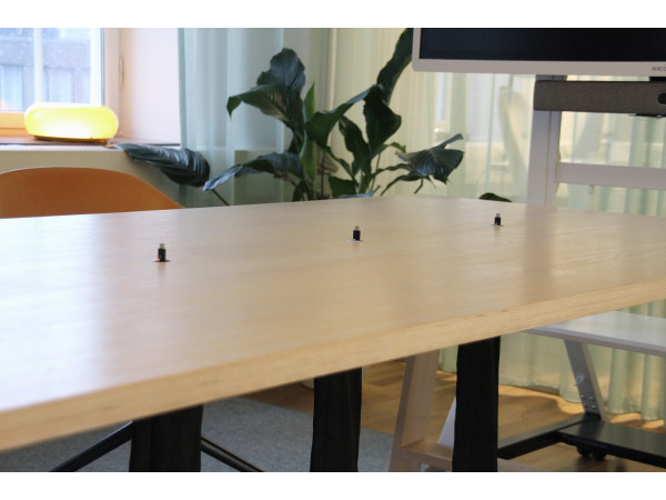 Socket, pull out, LED button, aluminium