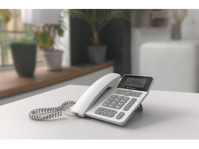 CoComm F360 4G Deskphone... 2
