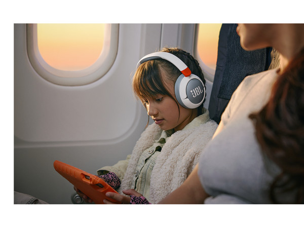 JBL Junior 470NC, White